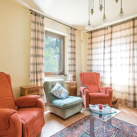 Linda Apartament Gradara